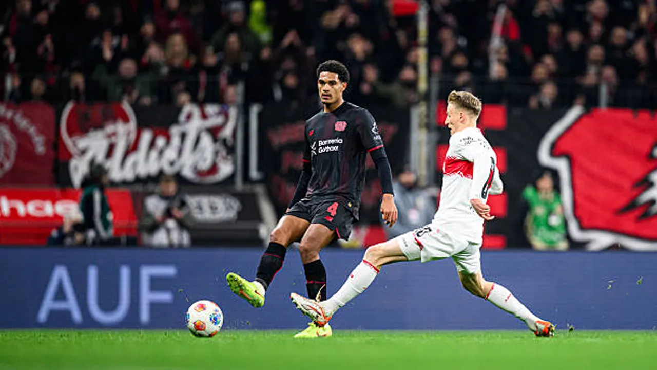 Liverpool FC Ogah Aktifkan Klausul Buy Back, Quansah Tetap di Leverkusen