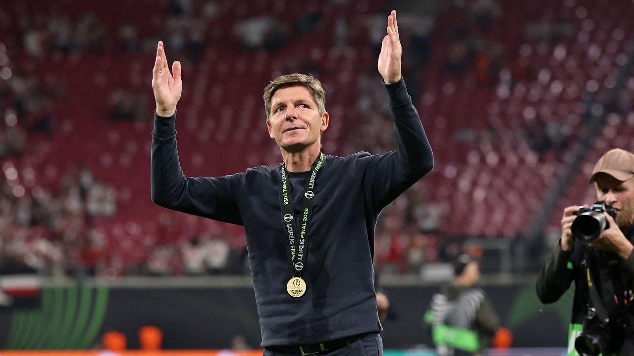 Oliver Glasner Puji Crystal Palace Usai Raih Gelar Conference League