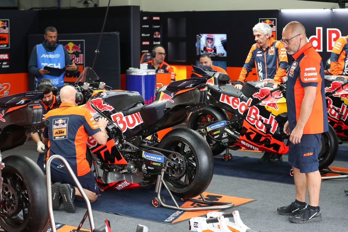 Pembalap MotoGP Kritik Keras Rencana Satu Motor per Pembalap