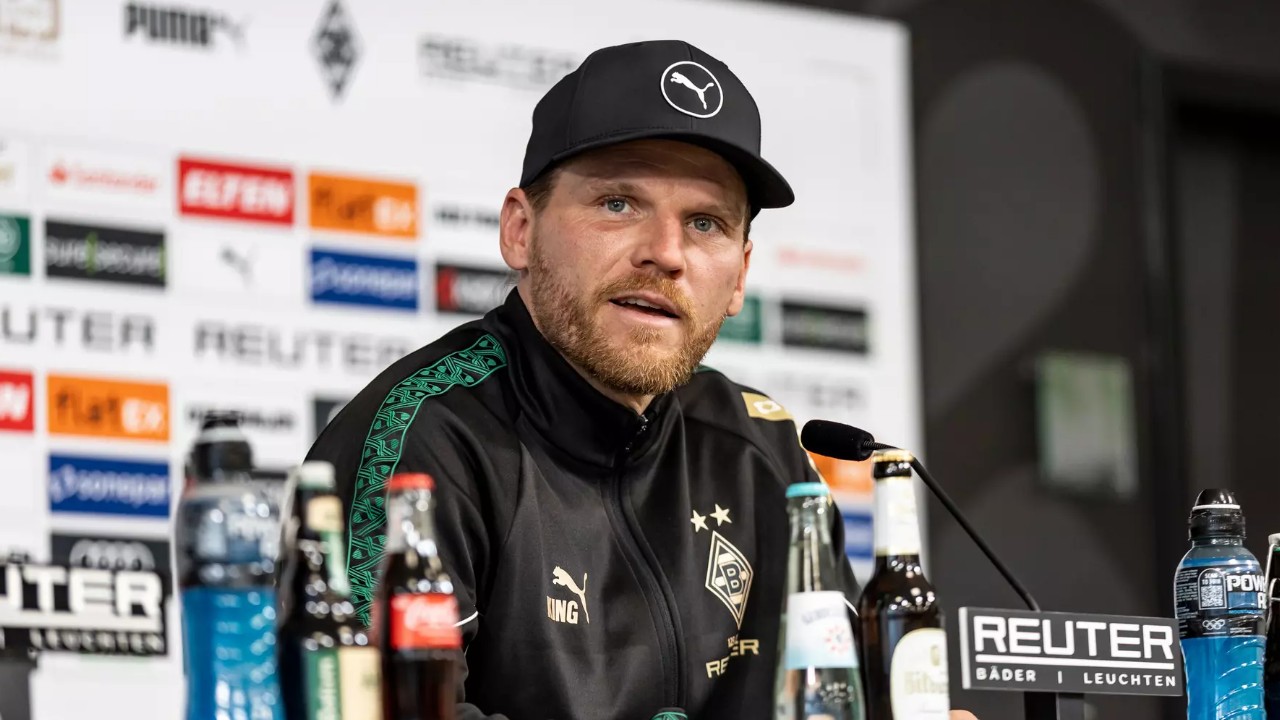 Petinggi Klub Pastikan Eugen Polanski Bertahan sebagai Pelatih Gladbach