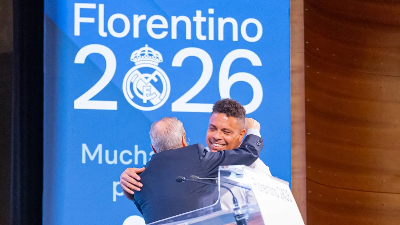 Ronaldo Nazario Berikan Dukungan Penuh untuk Florentino Perez