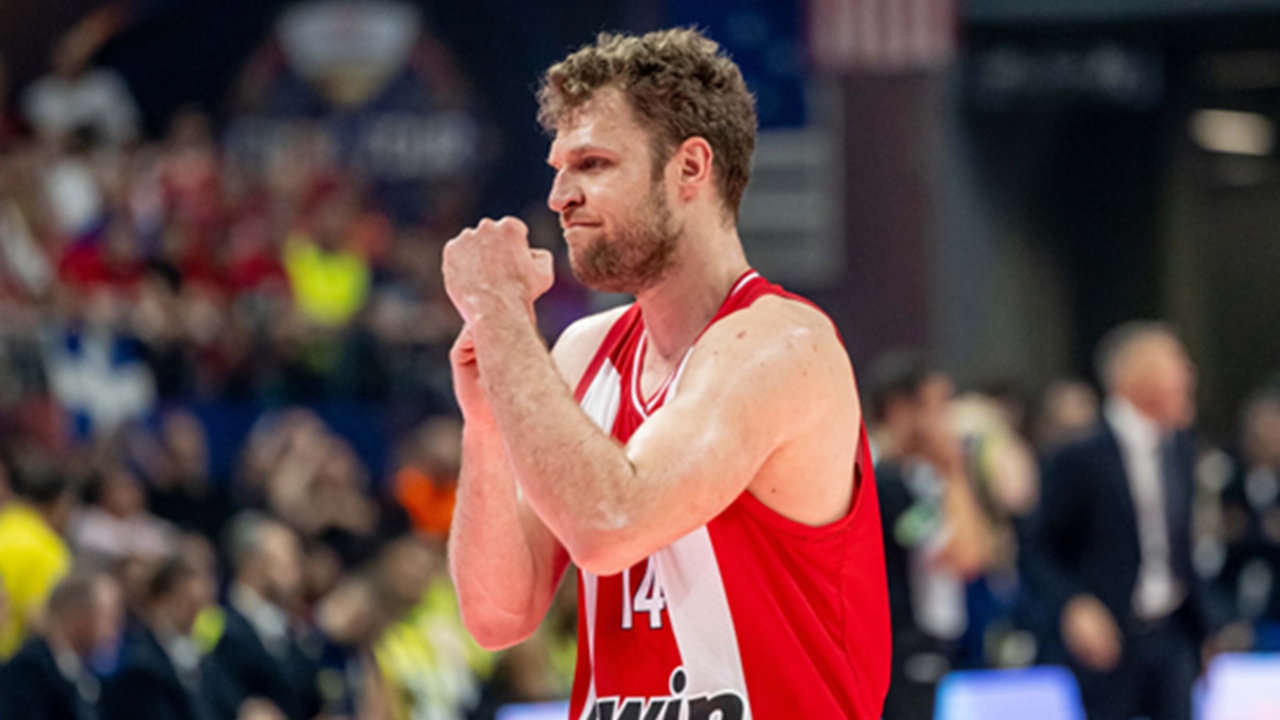 Sasha Vezenkov Semakin Berkembang dengan Gelar Juara EuroLeague Pertamanya