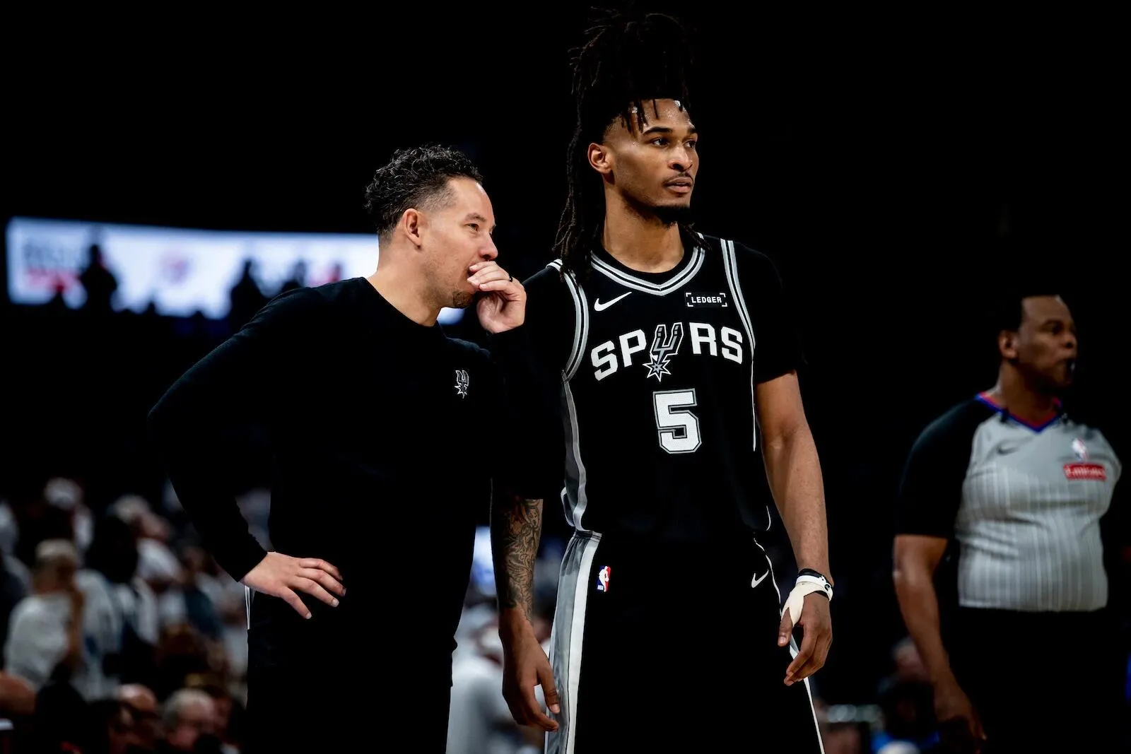 Spurs Krisis, Johnson Soroti Masalah Jelang Gim Penentuan