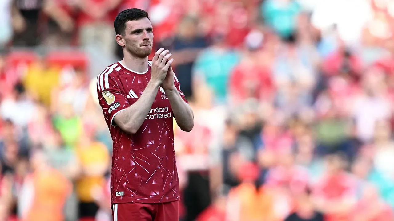 Tottenham Ungguli Juventus dalam Perburuan Andrew Robertson