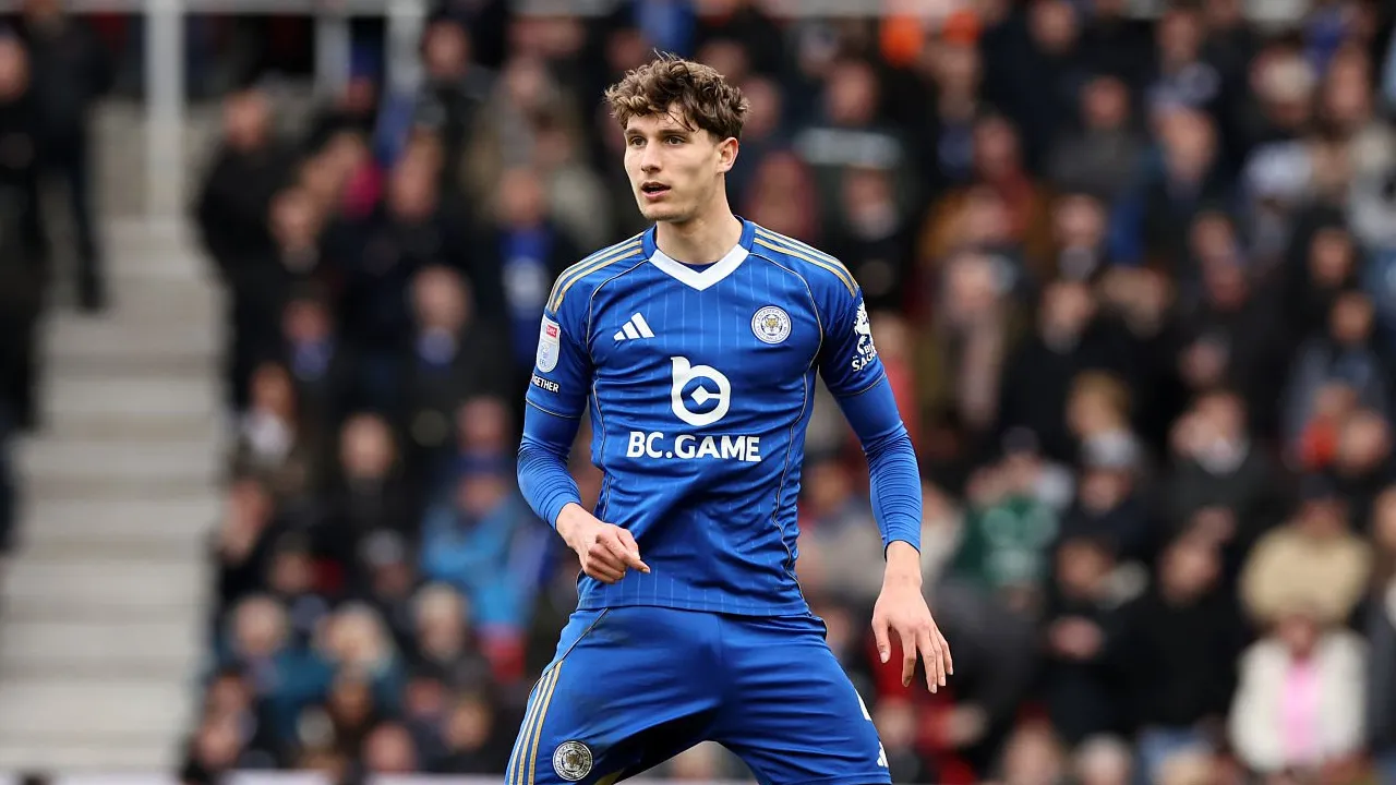 Ben Nelson Masuk Radar MU di Tengah Rencana Perombakan Skuad
