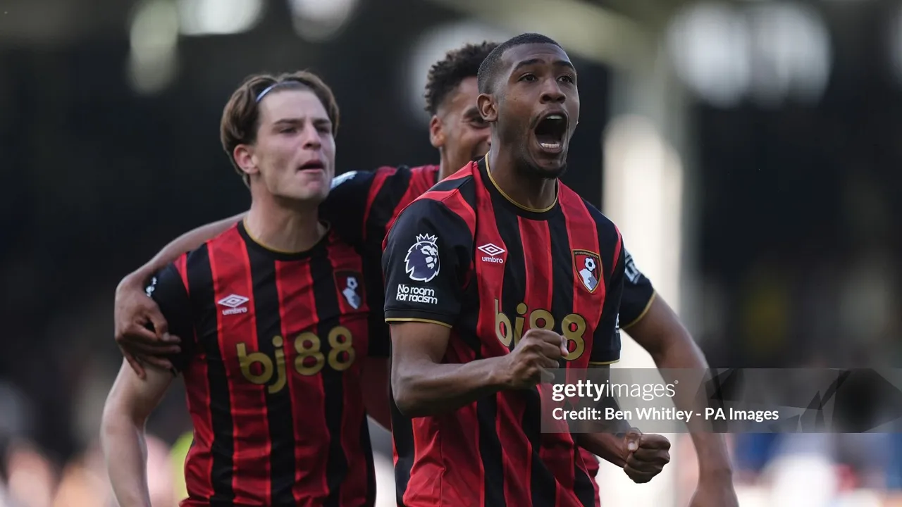Bournemouth Mati-matian Pertahankan Alex Scott, Rayan, dan Eli Junior Kroupi