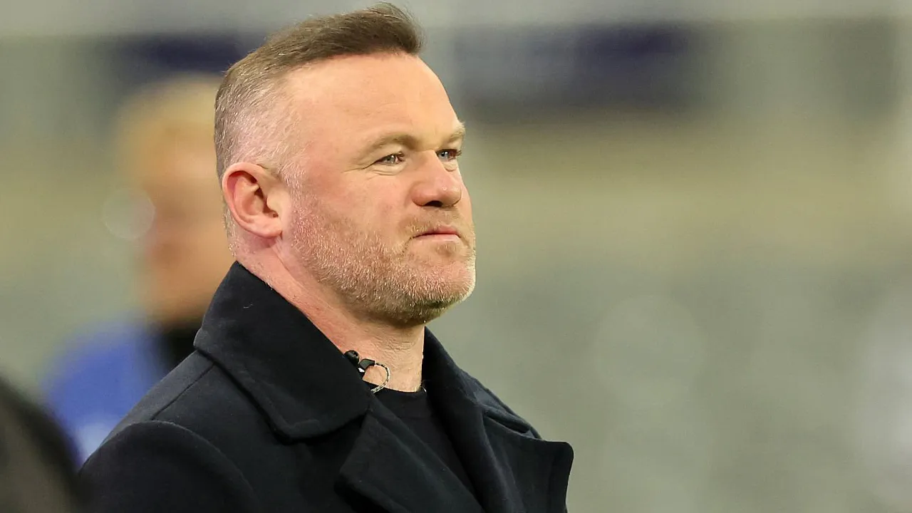 Carrick Bawa Harapan Baru, Tapi Wayne Rooney Minta Fans MU Tetap Realistis