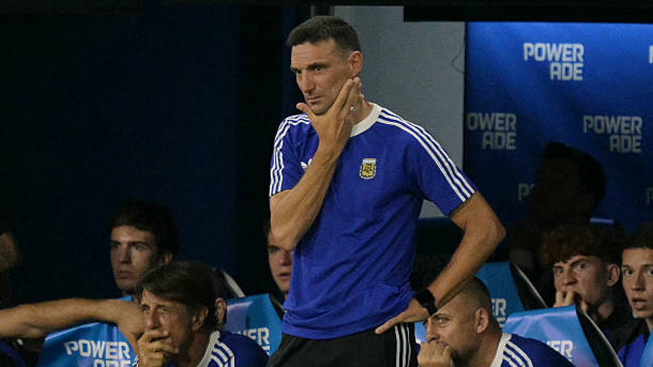 Cedera Pemain Bikin Lionel Scaloni Tunda Pengumuman Skuat Timnas Argentina