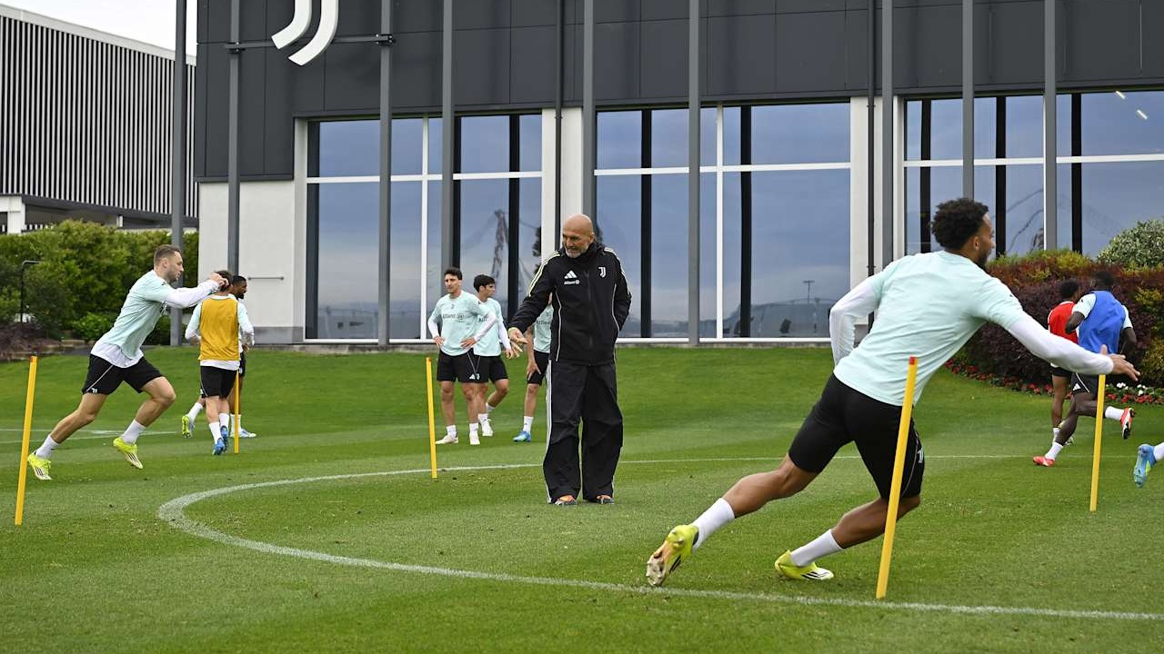David Trezeguet Ungkap Masalah Juventus pada Musim Ini