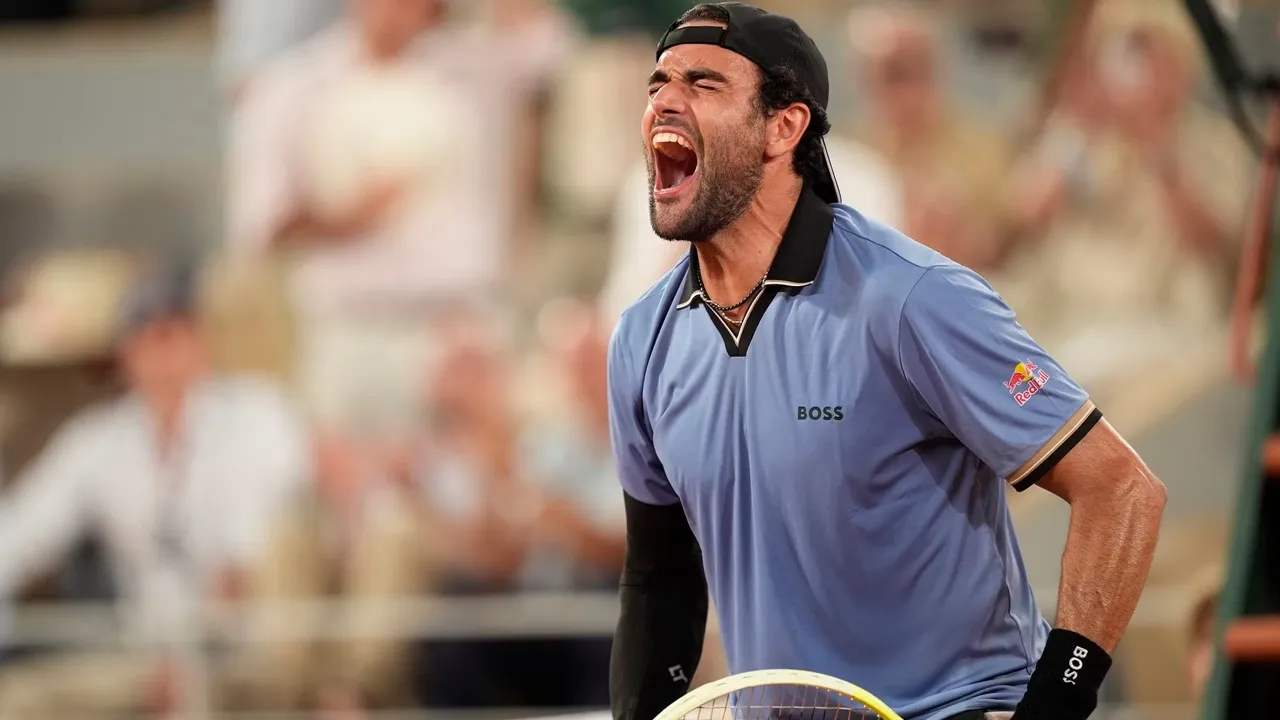 Hasil French Open: Matteo Berrettini Dan Flavio Cobolli Kompak Ke Babak Ketiga