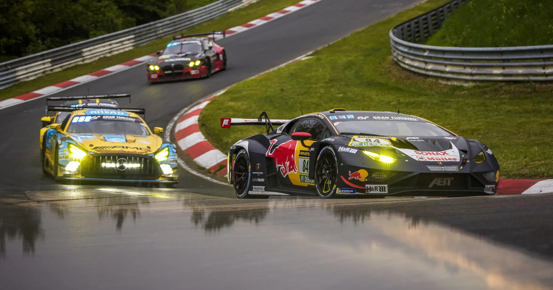 Hasil Nürburgring 24 Jam Terancam Diskualifikasi Abt Sportsline - sumber: (racingnews365)