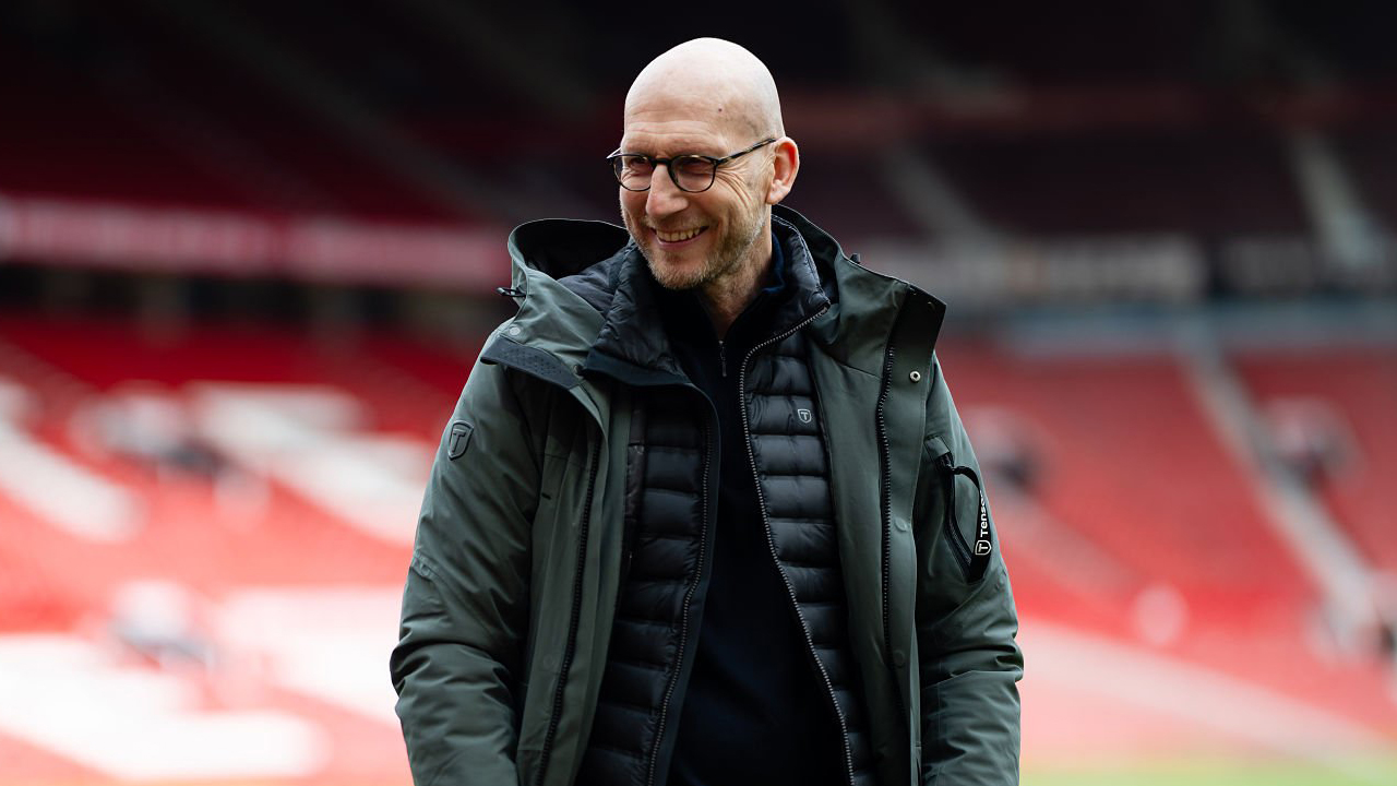 Jaap Stam Sarankan MU Datangkan Dua Gelandang Baru di Musim Panas Ini