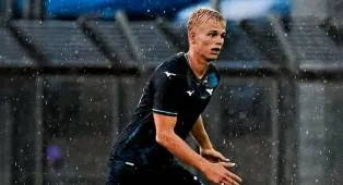 Lazio Siap Tawarkan Kontrak Baru Untuk Provstgaard