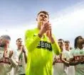Dipastikan Berpisah, Alexander Nubel Kirim Salam Perpisahan ke Stuttgart