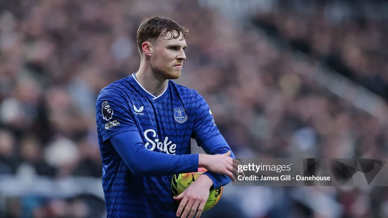 Andy Townsend Yakin Jake O'Brien Tak Perlu Tinggalkan Everton
