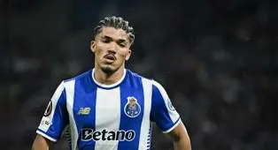 Atletico Madrid Disaingi Man United Dalam Perburuan Penyerang Porto