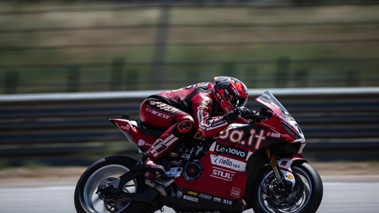 Hasil Superpole WSBK Aragon: Bulega Perpanjang Rekor Pole