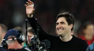 Iraola Diproyeksikan Gantikan Slot sebagai Pelatih Liverpool