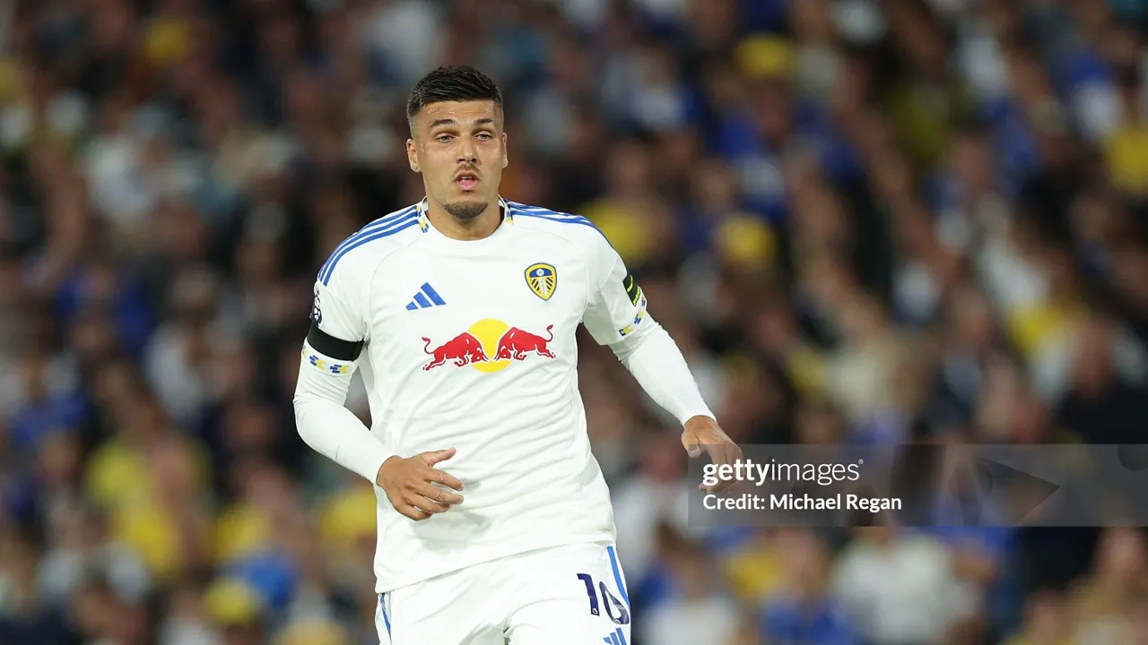 Joel Piroe Rayakan Mimpi Premier League Bersama Leeds United