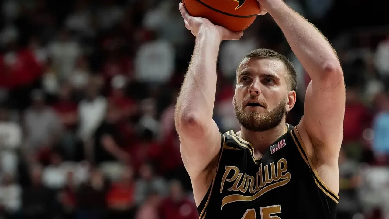 Oscar Cluff apresiasi jasa besar Universitas Purdue.