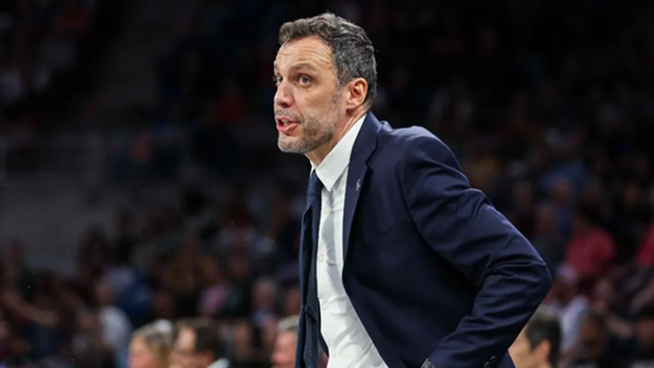 Paolo Galbiati Berharap Bertahan Bersama Baskonia