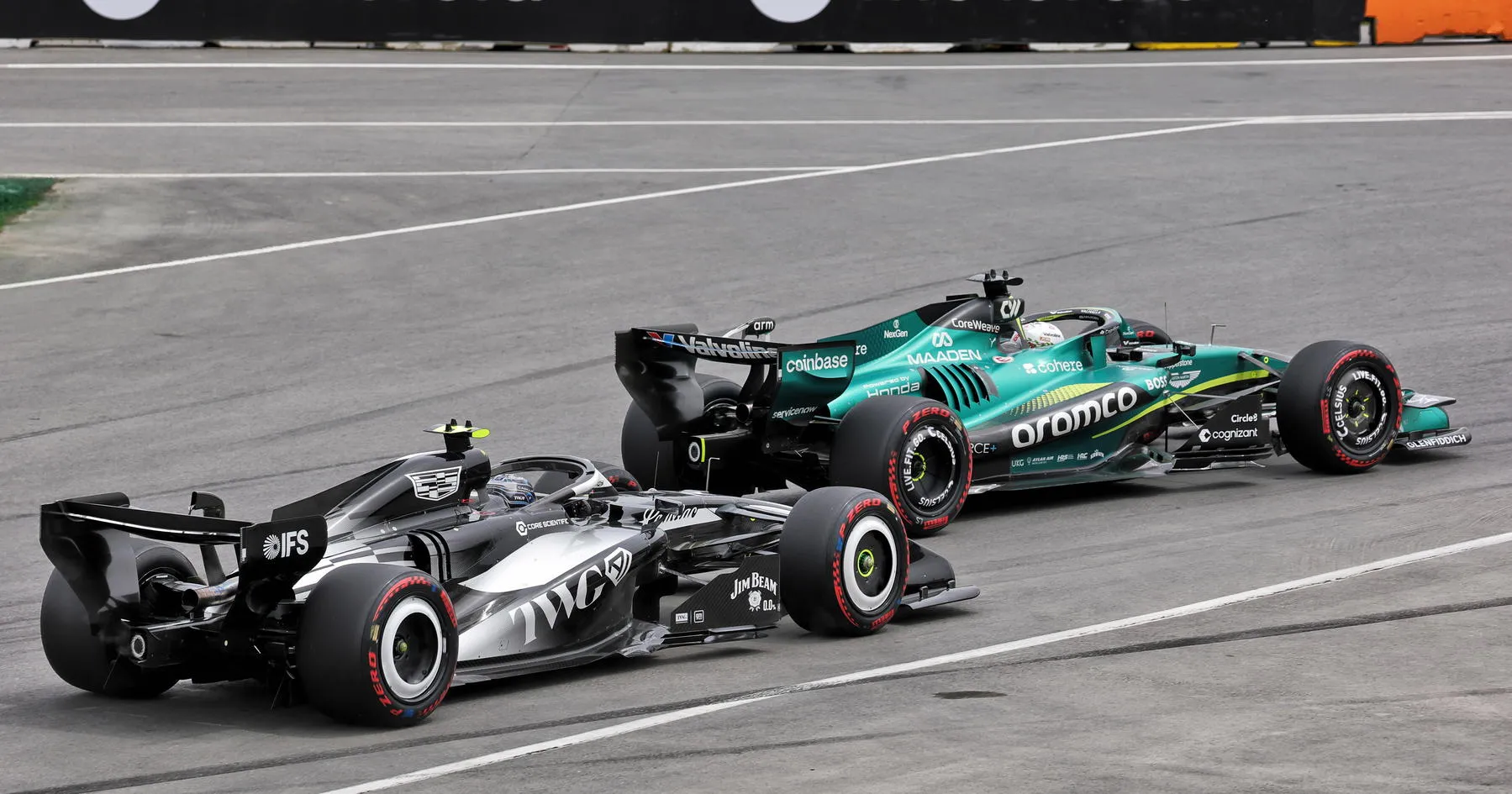 Siapa Raih Poin Pertama: Aston Martin atau Cadillac? - sumber: (racingnews365)