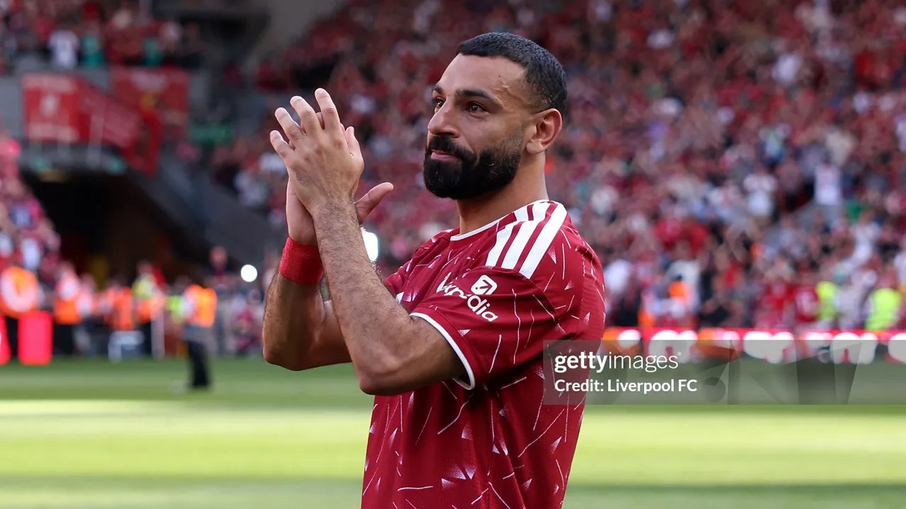 Aston Villa Coba Manfaatkan Situasi Mohamed Salah