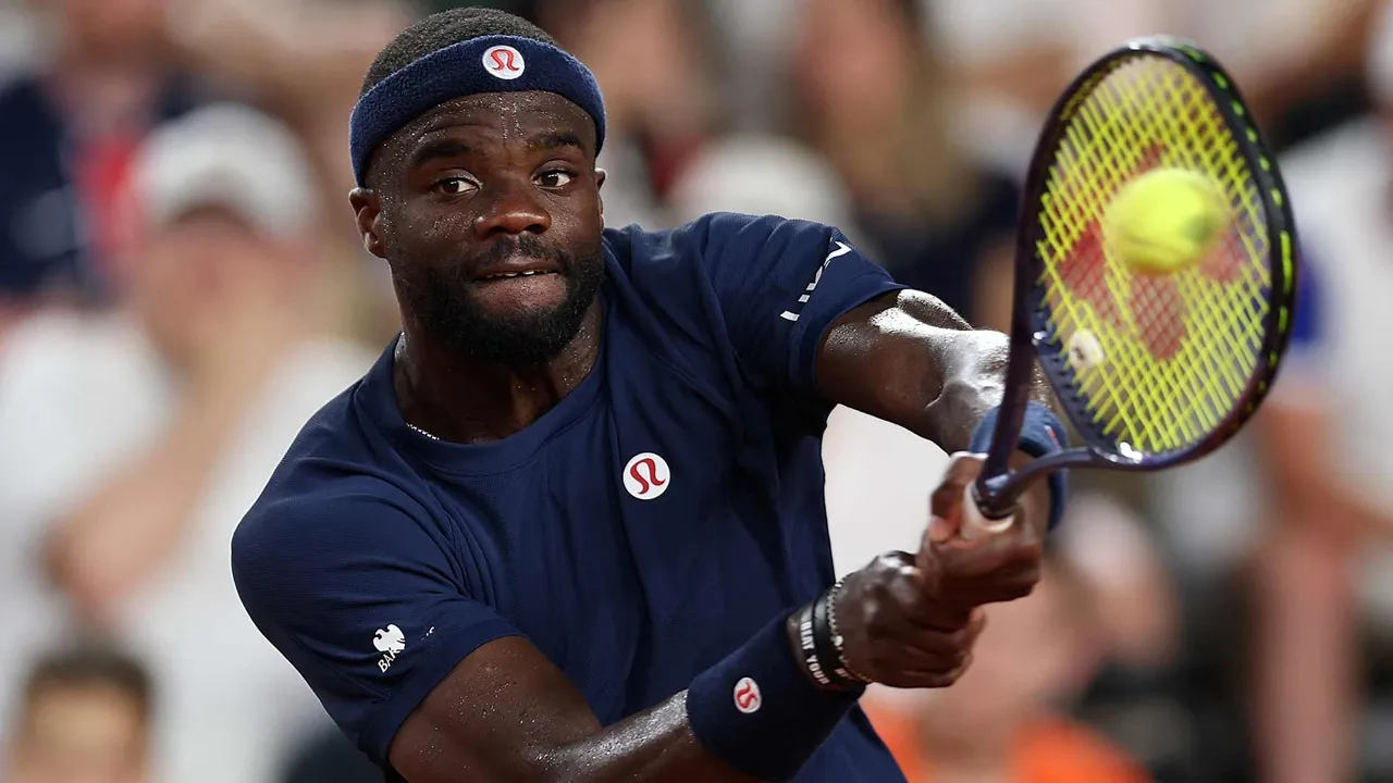 Hasil French Open: Dari Ambang Kekalahan, Frances Tiafoe Samai Rekor Ini