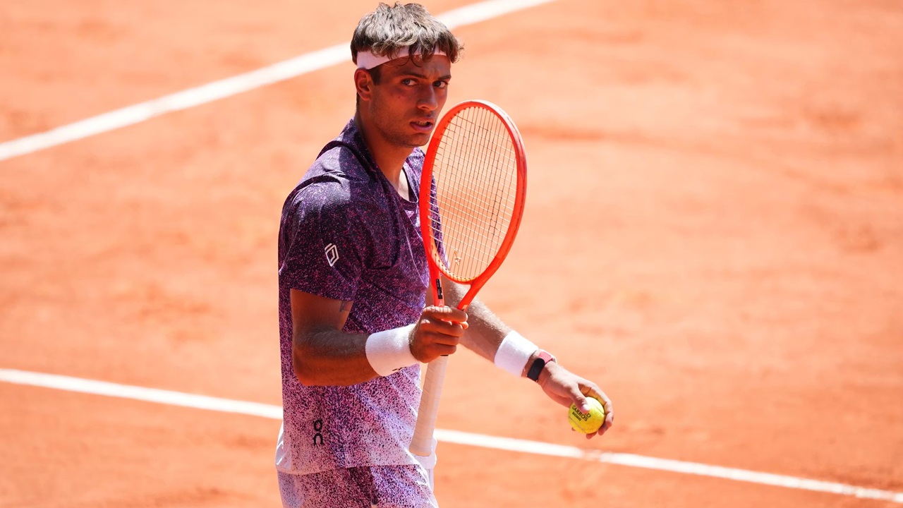 Hasil French Open: Tanpa Drama, Flavio Cobolli Meluncur Ke Babak Keempat