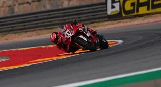 Hasil Race 2 WSBK Aragon: Bulega Tak Terbendung