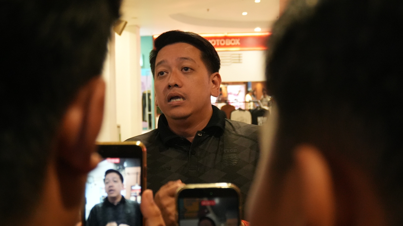 Kena Sanksi FIFA, Perburuan Pemain Baru Persib Tetap Jalan
