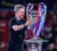 Luis Enrique Jadi Pelatih Kelima yang Juarai Tiga Gelar Liga Champions