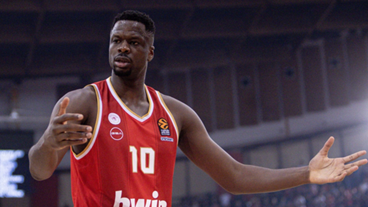 Moustapha Fall Ajukan Permohonan Paspor Yunani