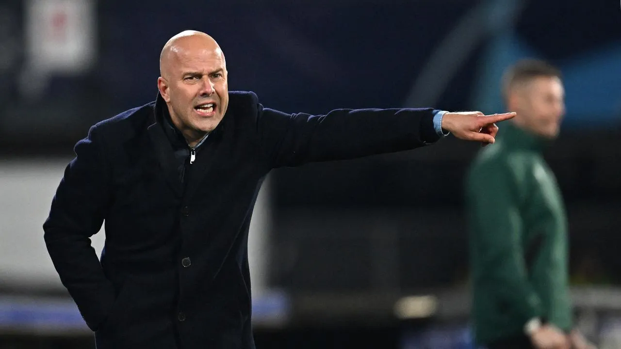 Usai Dipecat Liverpool, AC Milan Banting Setir Bidik Arne Slot