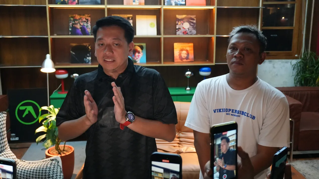 Viking Beri Donasi Rp. 33 Juta Untuk Bonus dan Denda Persib