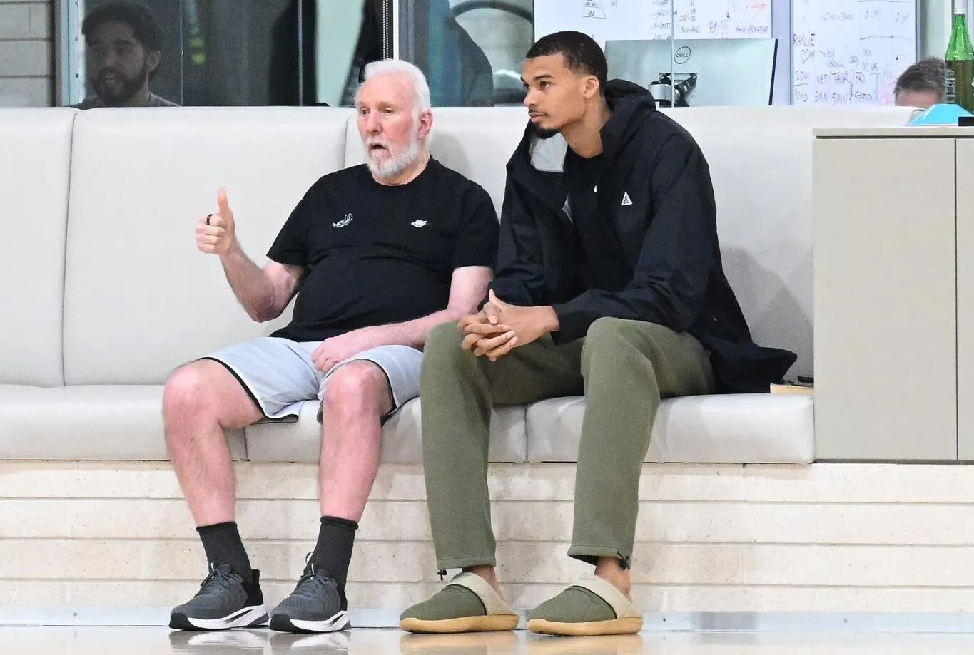 Wembanyama Antusias Temui Popovich Usai Spurs ke Final NBA - sumber: (mainbasket)
