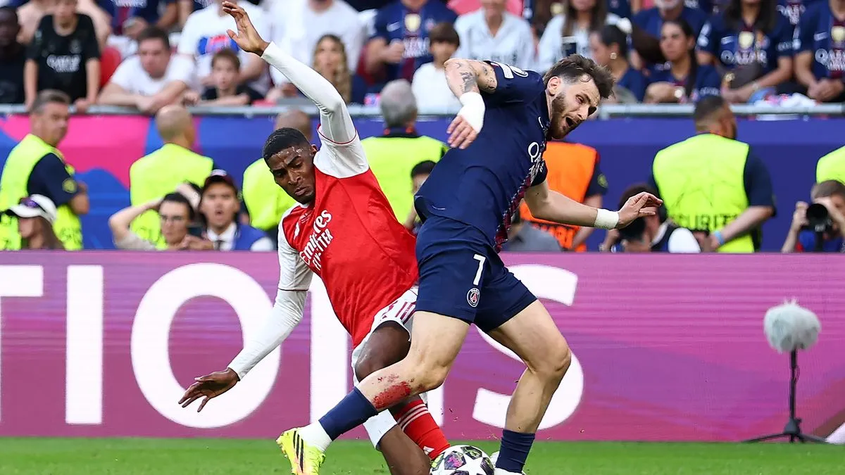 Cristhian Mosquera Sampaikan Pesan Usai Kesalahan di Final UCL - sumber: (footballlondon)