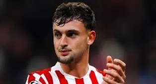 Defender Atletico Madrid Jadi Incaran Liverpool Musim Panas Ini