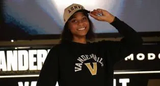 Lauren Hassell Gabung Vanderbilt Commodores Untuk Musim Mendatang