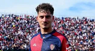 Lazio Incar Transfer Striker Cagliari Untuk Perkuat Lini Serang