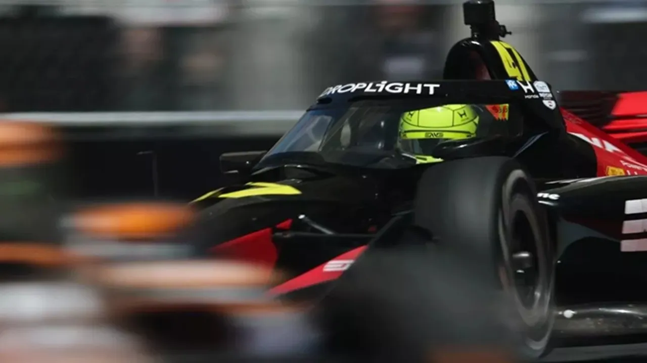 Mick Schumacher Hanya Finis ke-21 dalam Balapan IndyCar