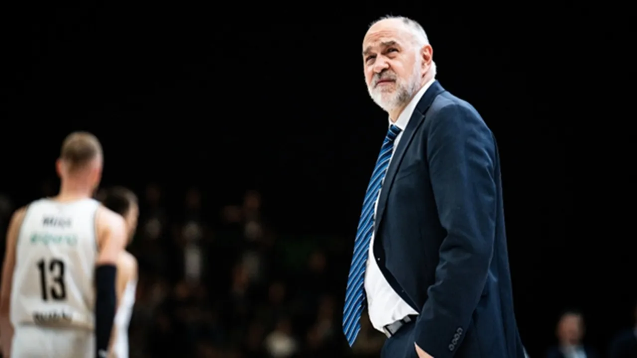 Pablo Laso Bahas Mengenai Rumor Masa Depan Bersama Anadolu Efes