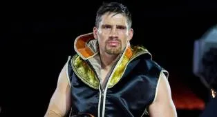 Rico Verhoeven Yakin Taklukkan 3 Petinju Inggris Usai Usyk