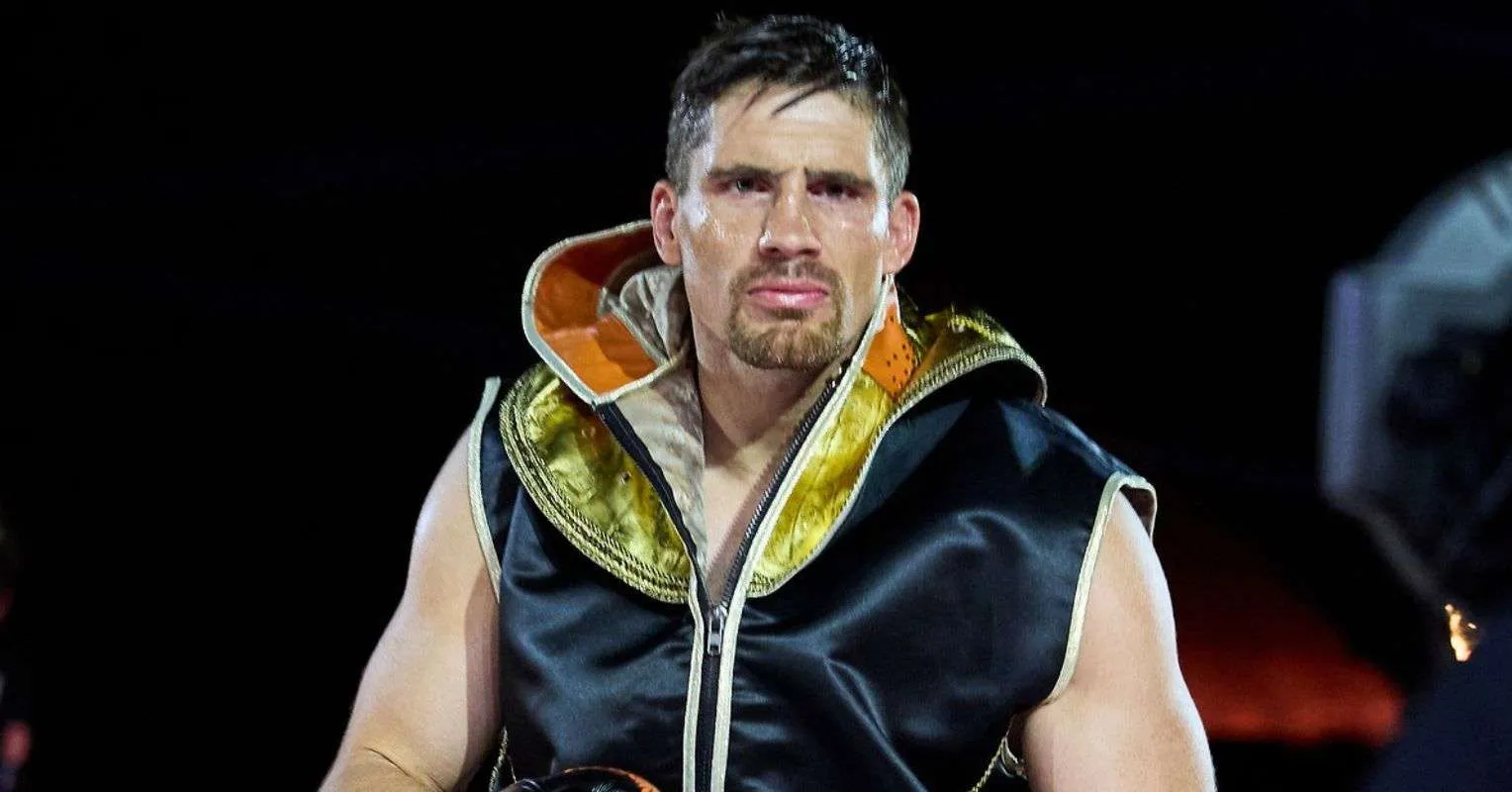 Rico Verhoeven Yakin Taklukkan 3 Petinju Inggris Usai Usyk - sumber: (secondsout)