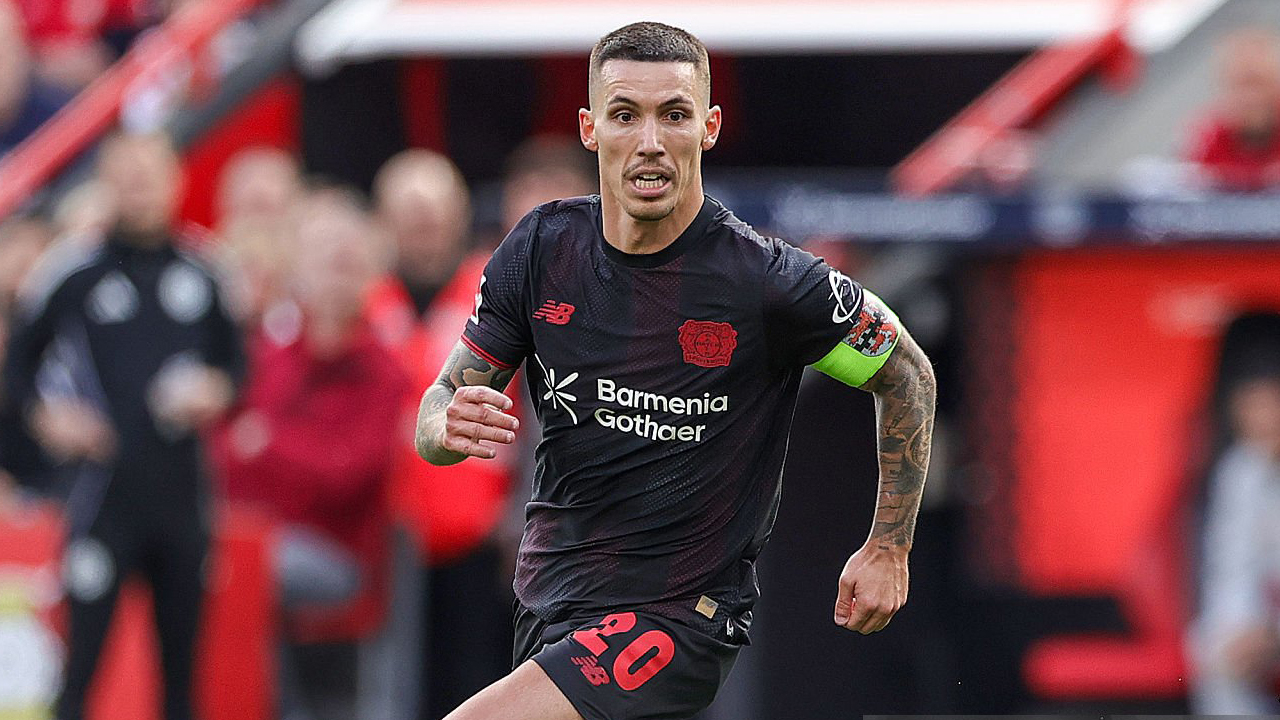 Alejandro Grimaldo Buka Peluang Kembali ke La Liga, Barcelona Siaga
