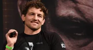 Ben Askren Siap Kembali Bertanding Gulat Usai Transplantasi Paru-Paru Ganda