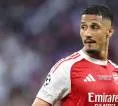 Cedera Punggung Saliba Ancam Persiapan Arsenal Musim Depan
