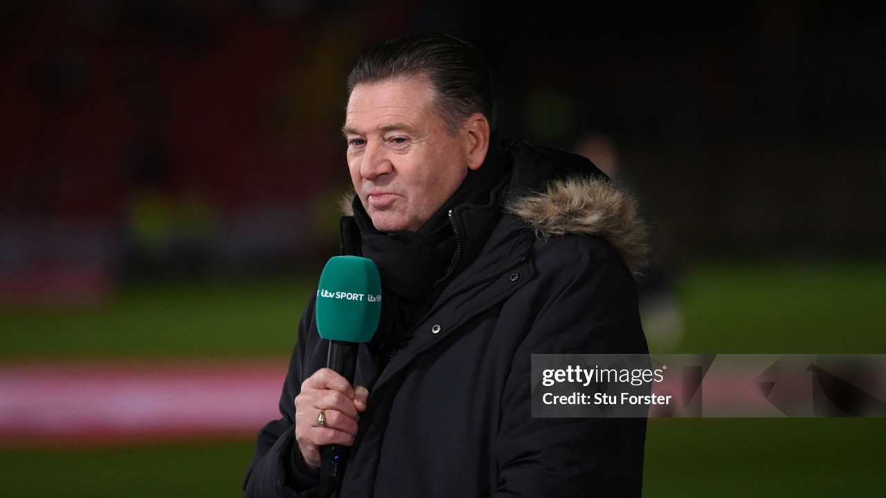 Chris Waddle Minta Newcastle United Tiru Strategi Sunderland