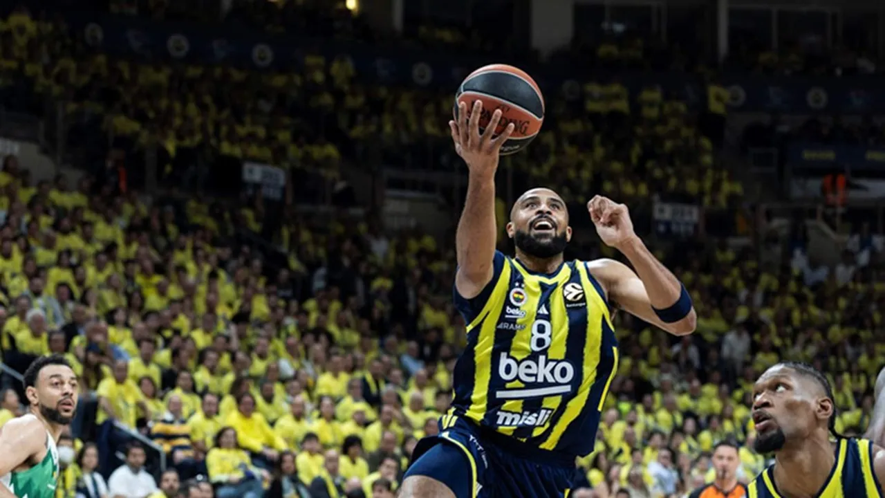 Fenerbahce Beko Bangkit untuk Sudahi Perlawanan Anadolu Efes