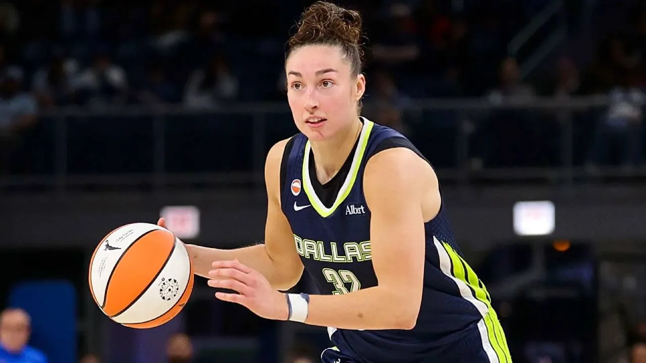 Jessica Shepard memimpin Dallas Wings yang sedang berada dalam performa meyakinkan setelah memenangi empat dari lima pertandingan terakhir. (Foto: AP)